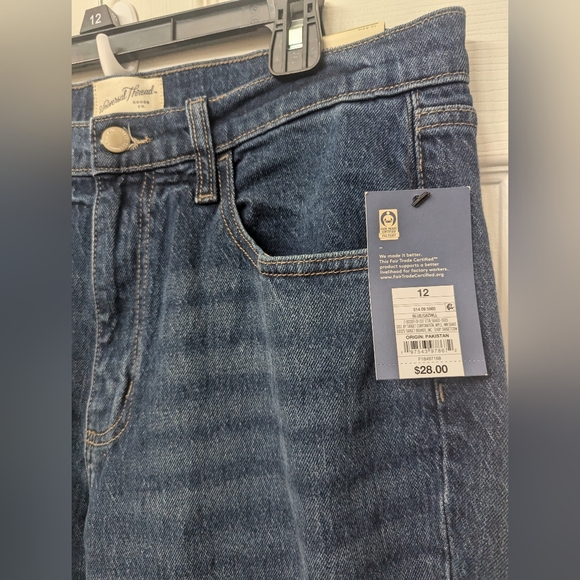 Universal Thread Flare Jeans 12 - Picture 3 of 8